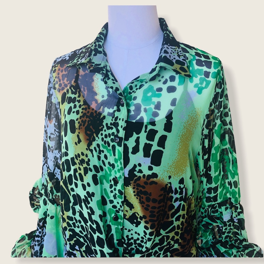 New with no tag,Tropical Vibes, women top. - Picture 4 of 4